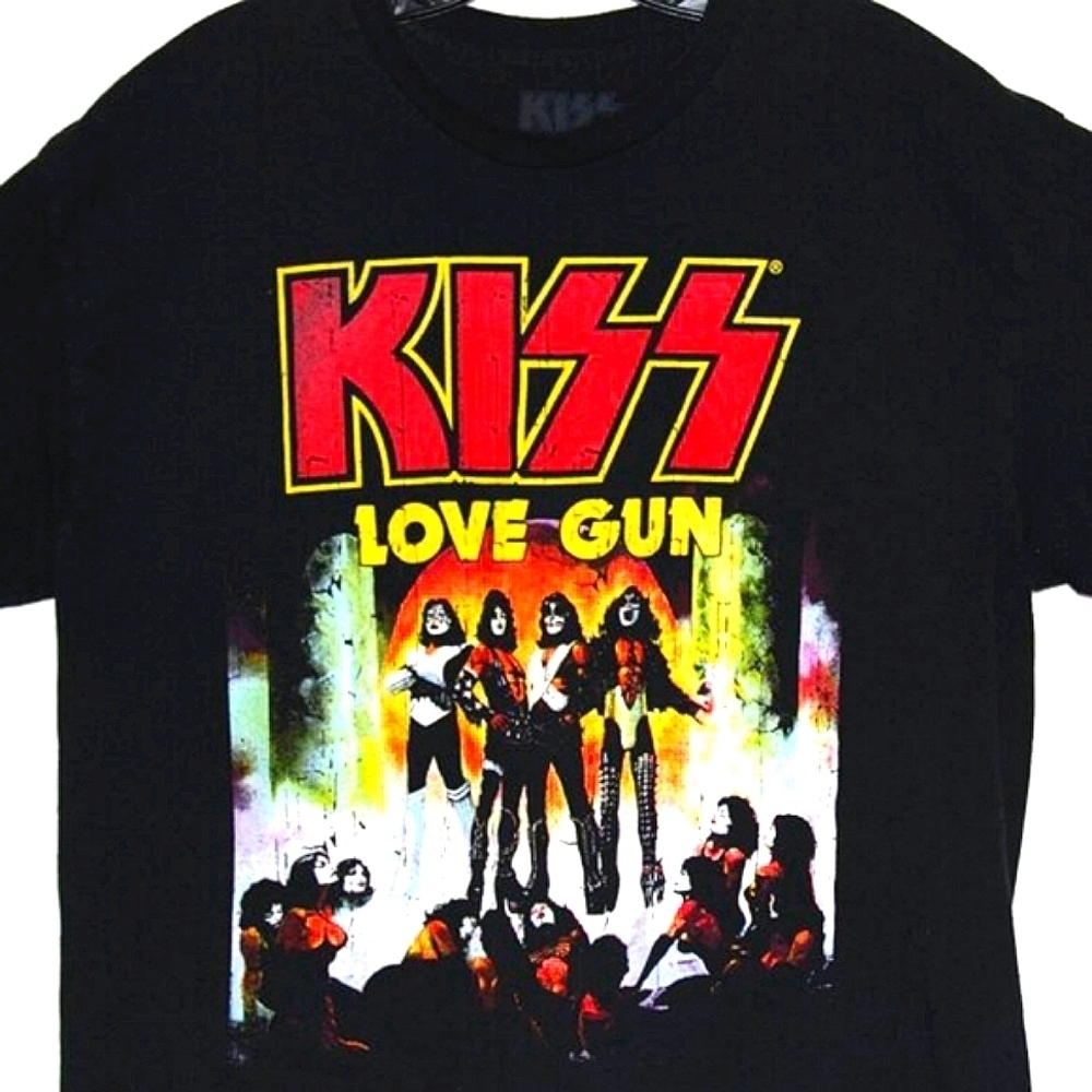 KISS Love Gun 2023 T-Shirt – 100% Cotton, Size L – Rock Band Graphic Tee - Picture 2 of 9